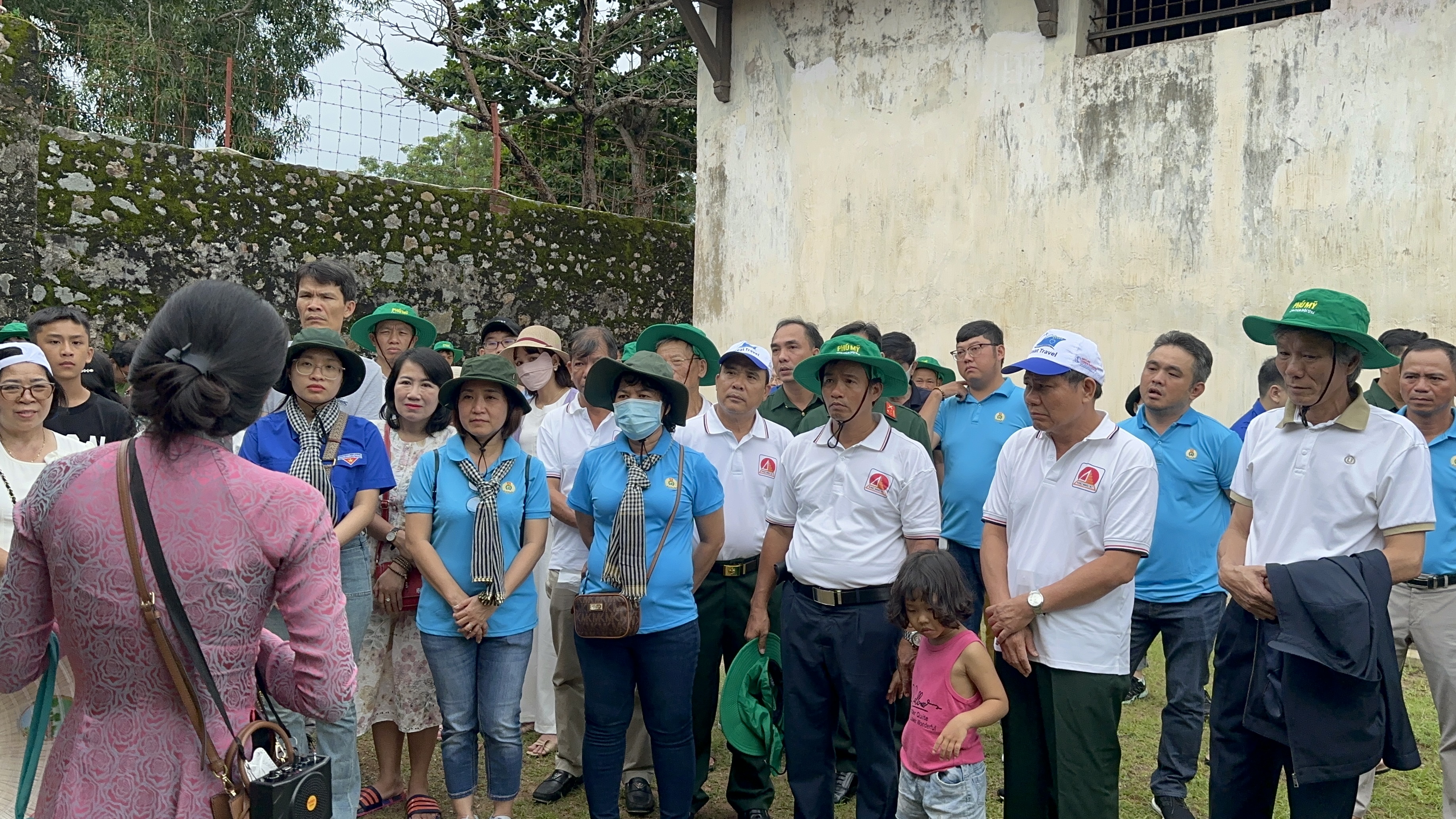 TOUR CÔN ĐẢO 2N2Đ – HÀNH TRÌNH VỀ MIỀN ĐẤT THIÊNG-6
