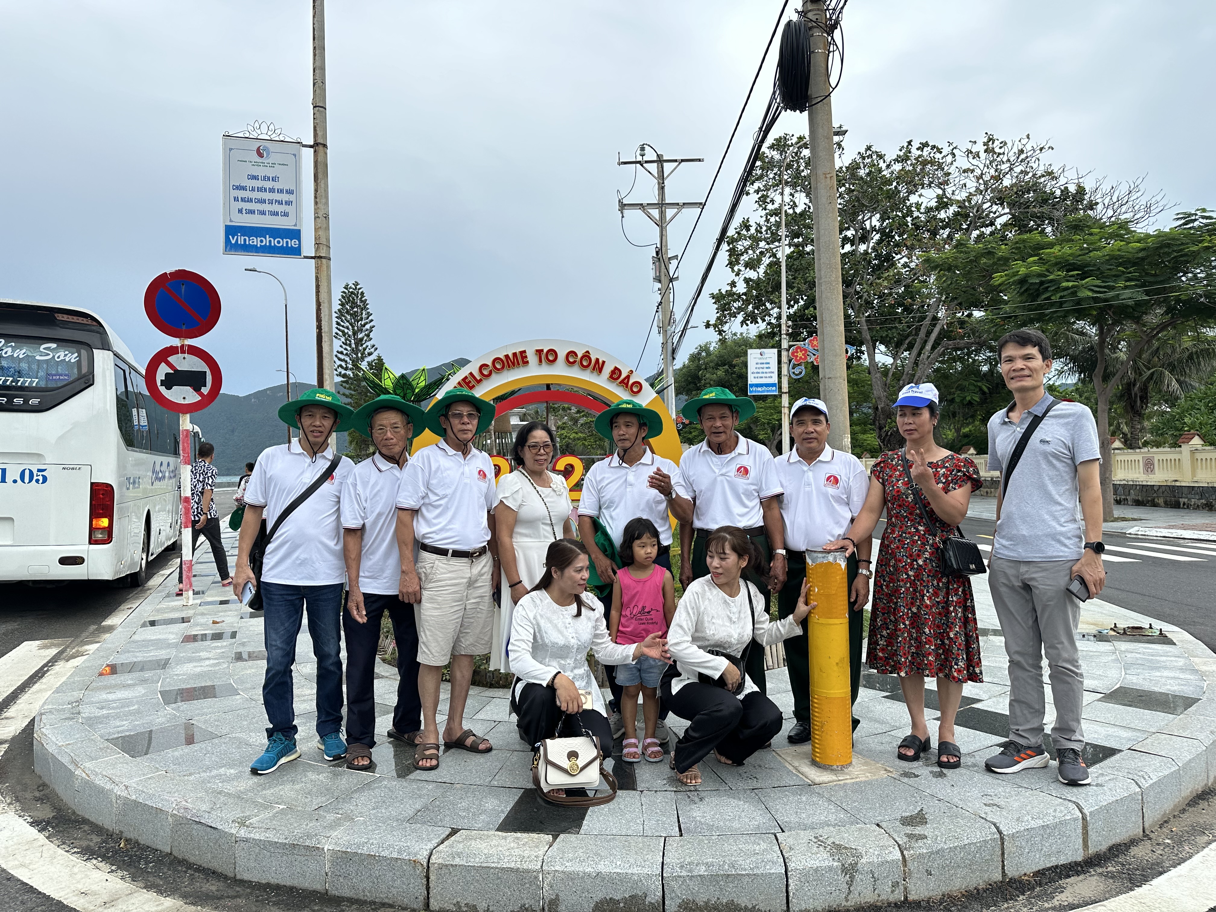 TOUR CÔN ĐẢO 2N2Đ – HÀNH TRÌNH VỀ MIỀN ĐẤT THIÊNG-8