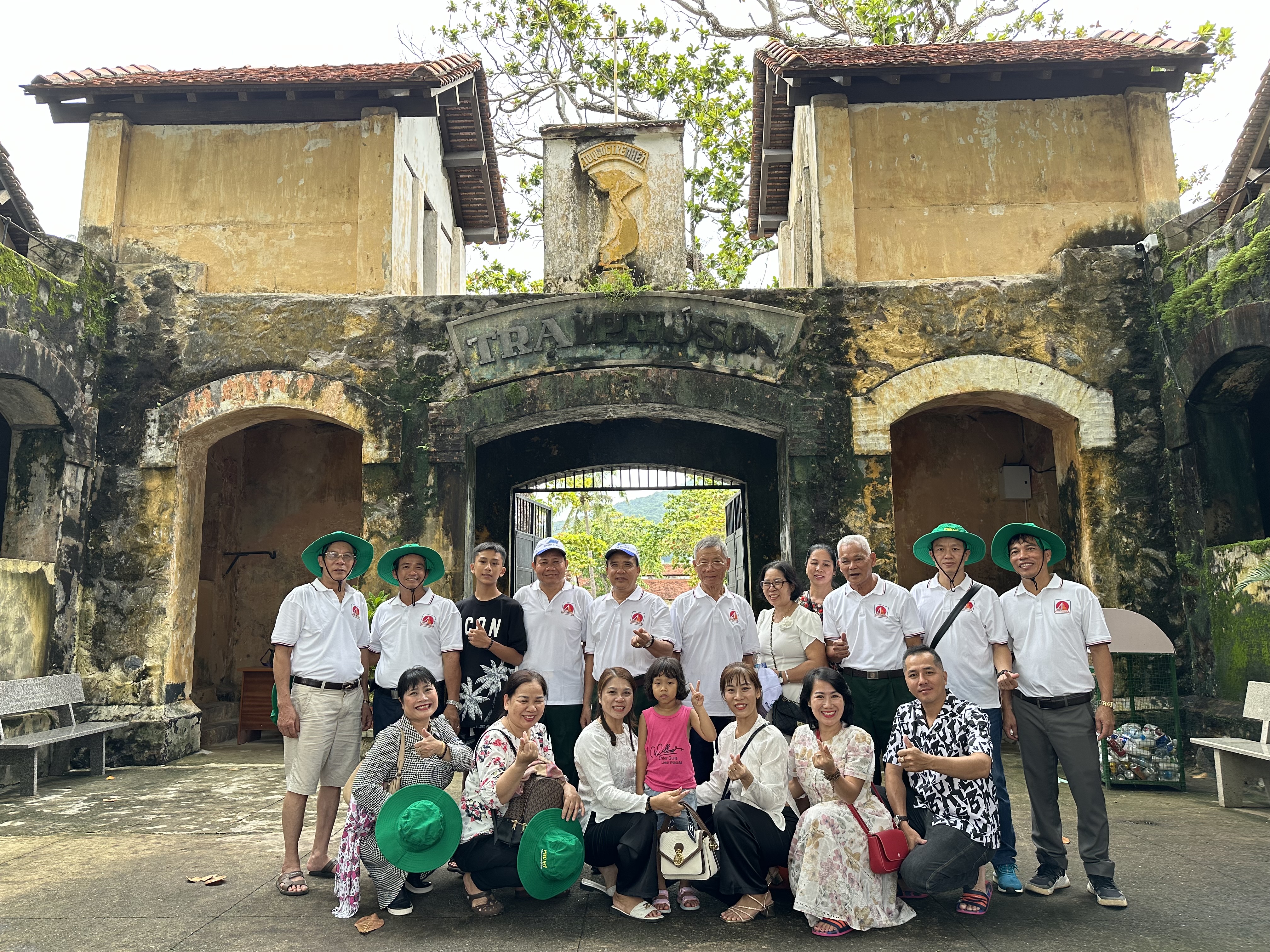 TOUR CÔN ĐẢO 2N2Đ – HÀNH TRÌNH VỀ MIỀN ĐẤT THIÊNG-11